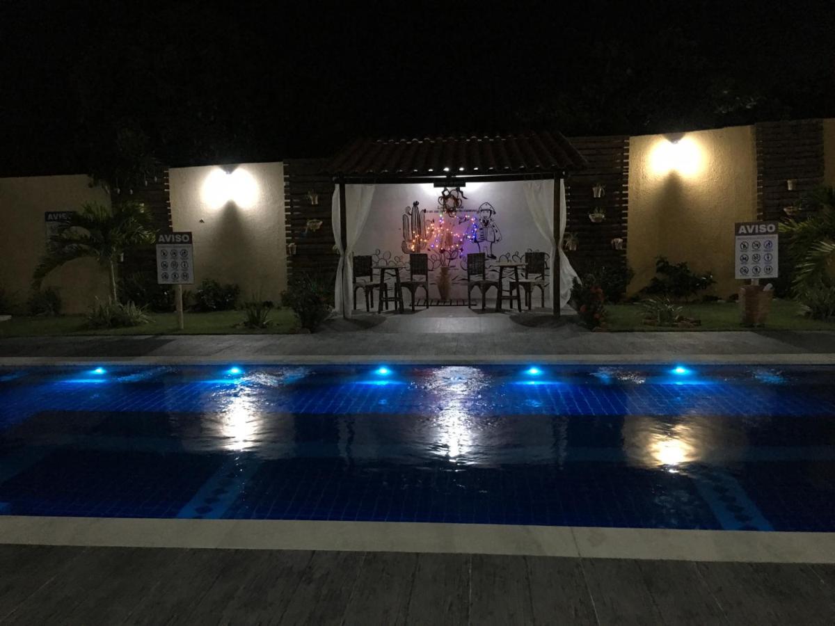 Hotel Virgulino Olho d'Agua do Casado Esterno foto